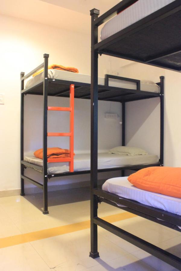 The Social Space Hostel Bombay Esterno foto